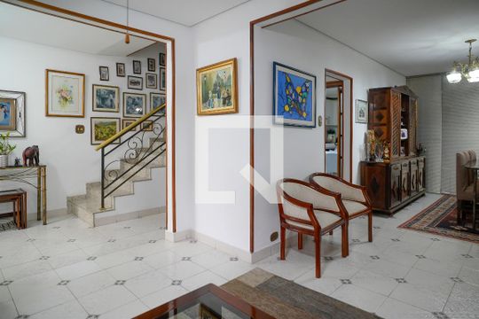 Sala de casa à venda com 3 quartos, 250m² em Aclimação, São Paulo