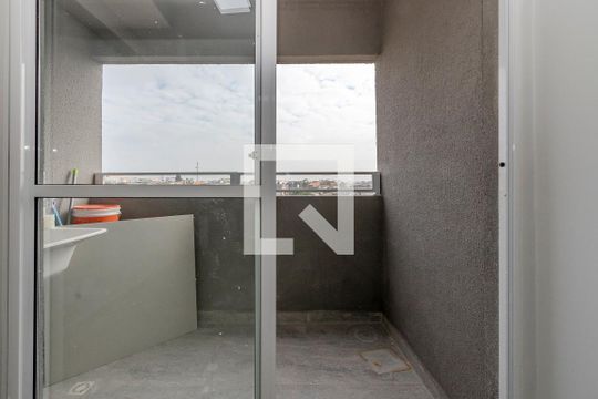 varanda de apartamento à venda com 2 quartos, 37m² em Jardim São Luís, São Paulo