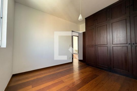 Quarto de apartamento à venda com 3 quartos, 95m² em Santa Tereza, Belo Horizonte