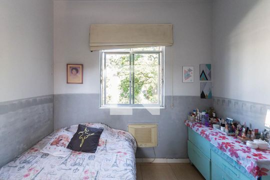 Quarto 1 de apartamento à venda com 2 quartos, 70m² em Benfica, Rio de Janeiro