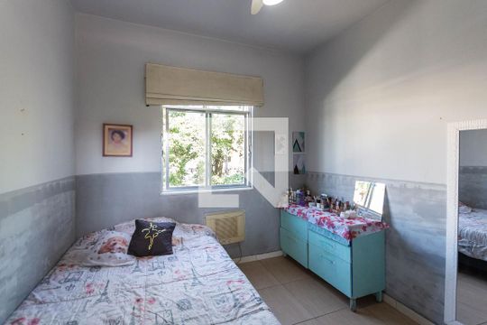 Quarto 1 de apartamento à venda com 2 quartos, 70m² em Benfica, Rio de Janeiro