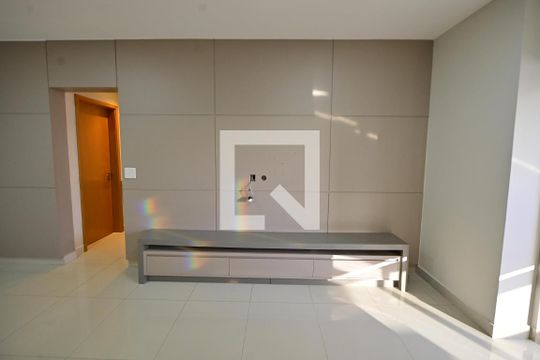 Sala de apartamento à venda com 2 quartos, 98m² em Jardim Goiás, Goiânia
