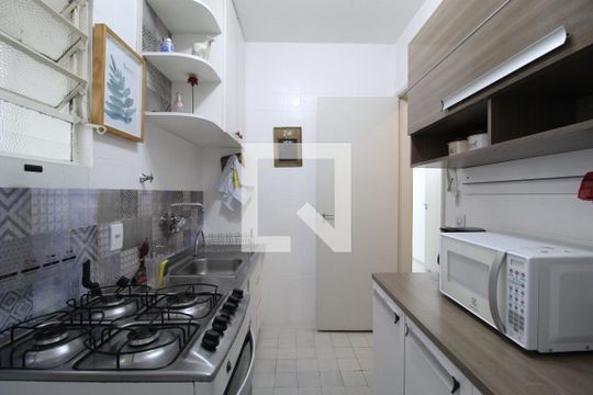 Cozinha de apartamento à venda com 1 quarto, 60m² em Itaim Bibi, São Paulo