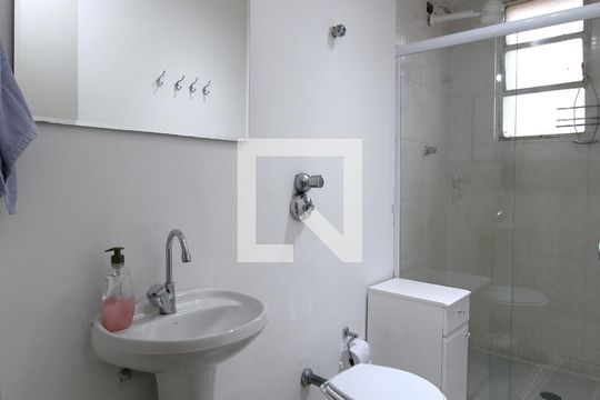 Banheiro de apartamento à venda com 1 quarto, 60m² em Itaim Bibi, São Paulo