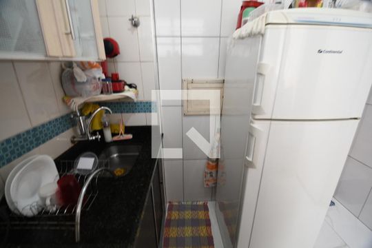 Cozinha de apartamento à venda com 1 quarto, 48m² em Centro, Campinas