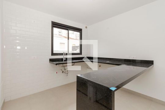 Sala/Cozinha de casa à venda com 4 quartos, 211m² em Vila Congonhas, São Paulo