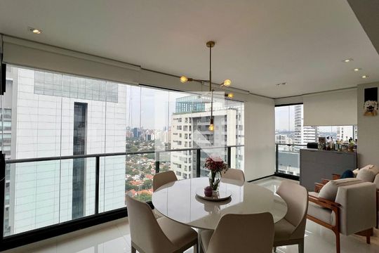 Varanda gourmet de apartamento à venda com 1 quarto, 71m² em Pinheiros, São Paulo