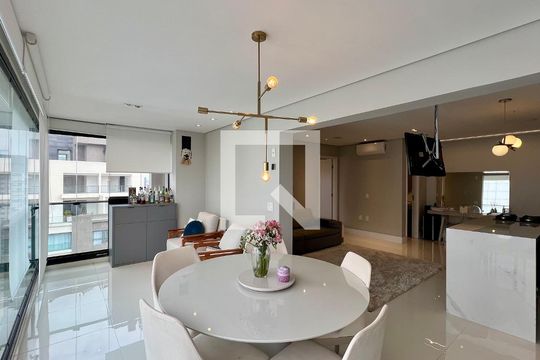 Varanda gourmet de apartamento à venda com 1 quarto, 71m² em Pinheiros, São Paulo