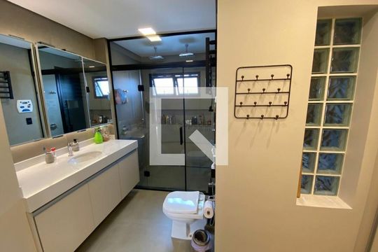 Casa à venda com 3 quartos, 258m² em Vila Gomes Cardim, São Paulo