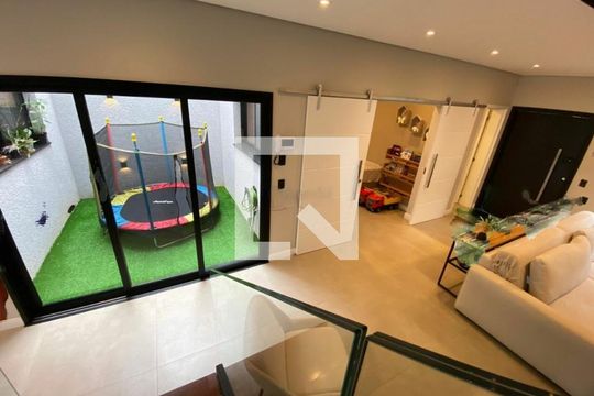 Casa à venda com 3 quartos, 258m² em Vila Gomes Cardim, São Paulo