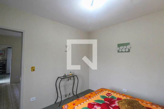 Quarto 1 de casa à venda com 4 quartos, 239m² em Vila Tolstoi, São Paulo