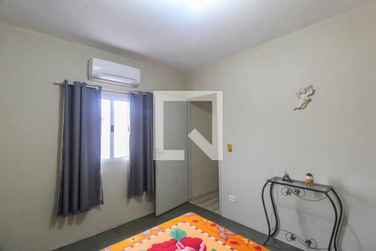 Quarto 1 de casa à venda com 4 quartos, 239m² em Vila Tolstoi, São Paulo
