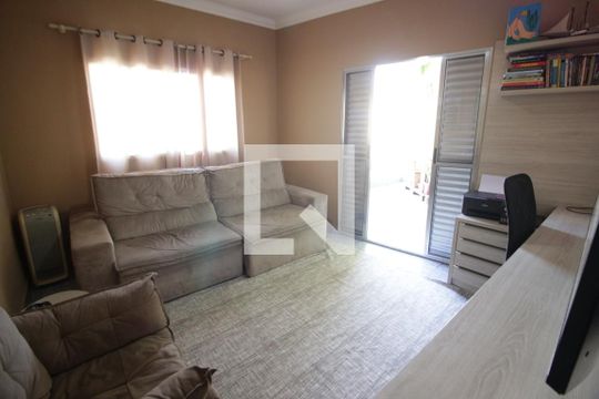Sala de casa à venda com 3 quartos, 266m² em Piratininga, Osasco