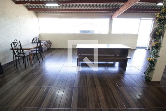Churrasqueira de casa à venda com 3 quartos, 266m² em Piratininga, Osasco