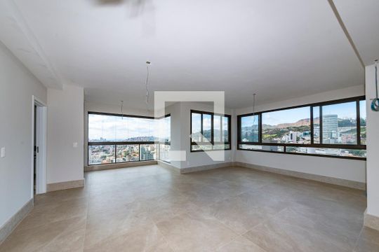 Apartamento para alugar com 4 quartos, 160m² em Santa Lúcia, Belo Horizonte