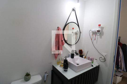 Banheiro da Suíte de apartamento à venda com 3 quartos, 87m² em Vila Independencia, São Paulo