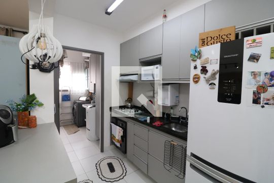 Cozinha de apartamento à venda com 3 quartos, 87m² em Vila Independencia, São Paulo