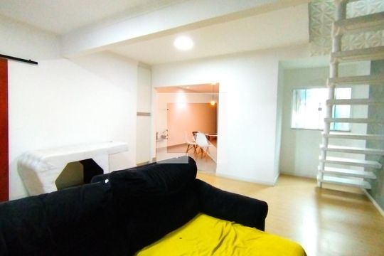 Sala de casa à venda com 5 quartos, 240m² em Vila Aricanduva, São Paulo