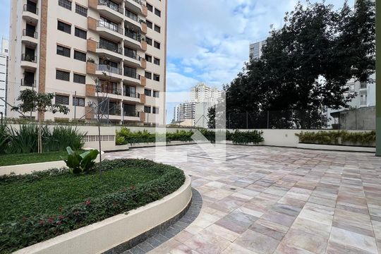 Área comum de apartamento à venda com 2 quartos, 70m² em Pinheiros, São Paulo