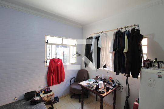 Casa 1 | Quarto 2 de casa para alugar com 5 quartos, 516m² em Floramar, Belo Horizonte