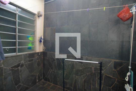 Varanda interna de casa à venda com 4 quartos, 400m² em Sagrada Família, Belo Horizonte