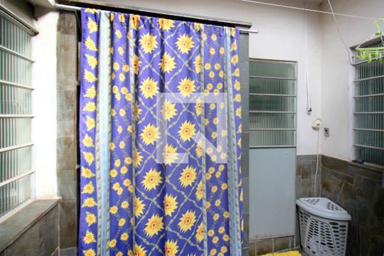 Varanda interna de casa à venda com 4 quartos, 400m² em Sagrada Família, Belo Horizonte