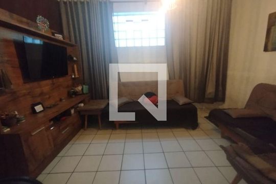 Casa à venda com 3 quartos, 150m² em Santa Rosa, Niterói