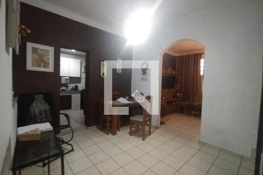 Casa à venda com 3 quartos, 150m² em Santa Rosa, Niterói