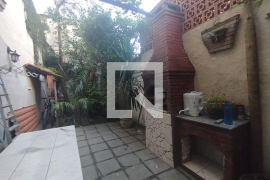 Casa à venda com 3 quartos, 150m² em Santa Rosa, Niterói