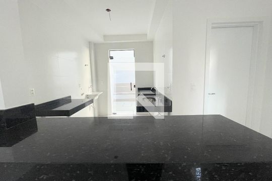 Cozinha de apartamento à venda com 2 quartos, 69m² em Jardim Atlântico, Belo Horizonte