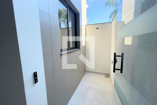 Varanda Sala de apartamento à venda com 2 quartos, 69m² em Jardim Atlântico, Belo Horizonte