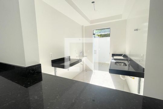 Cozinha de apartamento à venda com 2 quartos, 86m² em Jardim Atlântico, Belo Horizonte