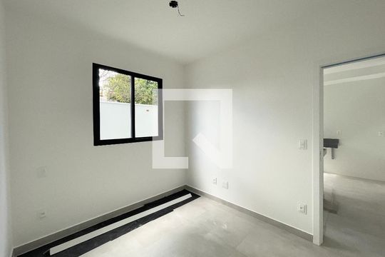 Quarto de apartamento à venda com 2 quartos, 66m² em Jardim Atlântico, Belo Horizonte