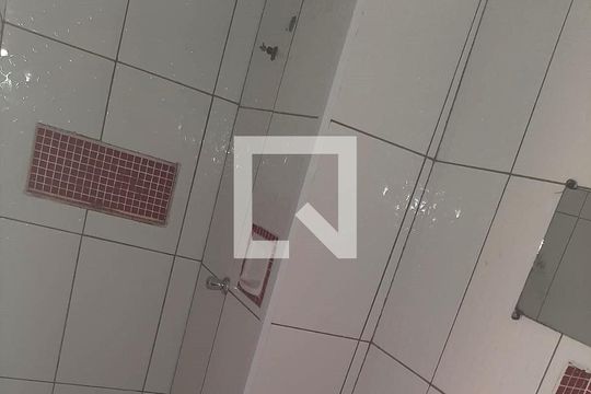 Banheiro Social de apartamento à venda com 2 quartos, 37m² em Conjunto Residencial José Bonifácio, São Paulo