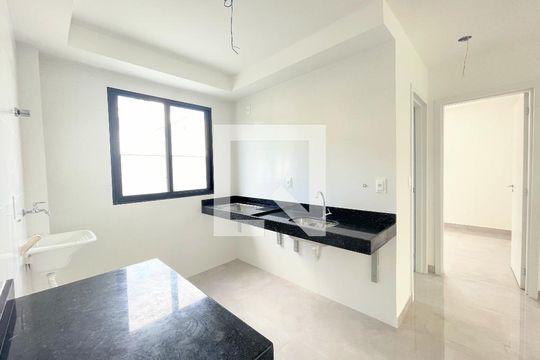 Cozinha de apartamento à venda com 2 quartos, 48m² em Jardim Atlântico, Belo Horizonte