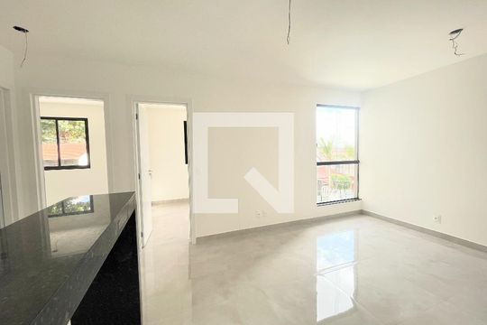 Sala de apartamento à venda com 2 quartos, 48m² em Jardim Atlântico, Belo Horizonte
