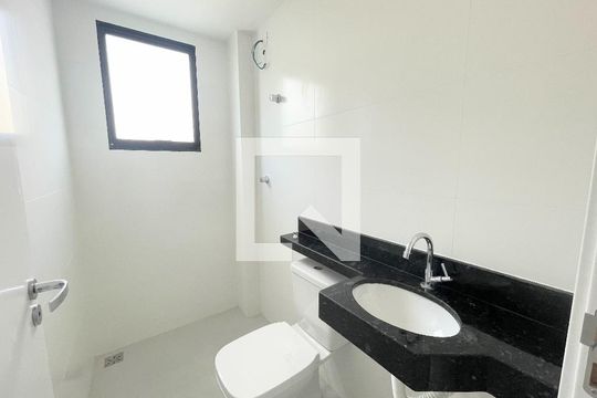 Banheiro Social de apartamento à venda com 2 quartos, 49m² em Jardim Atlântico, Belo Horizonte