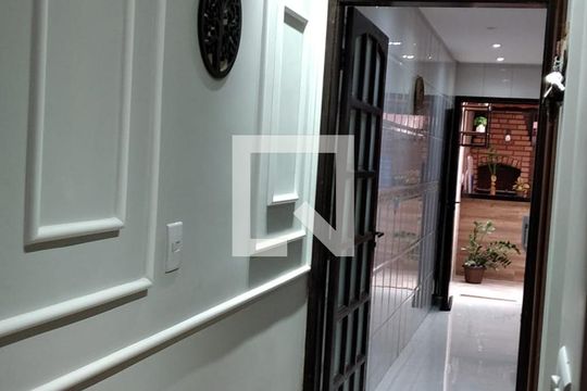 Quarto de casa à venda com 3 quartos, 120m² em Parque das Nações, Santo André