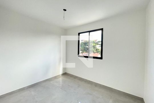 Quarto de apartamento à venda com 2 quartos, 48m² em Jardim Atlântico, Belo Horizonte