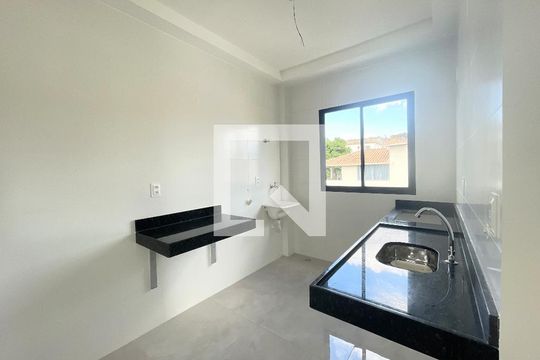 Cozinha de apartamento à venda com 2 quartos, 100m² em Jardim Atlântico, Belo Horizonte