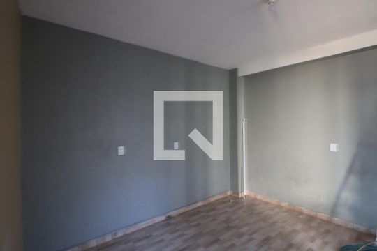 Quarto de Serviço de casa à venda com 3 quartos, 348m² em Harmonia, Canoas
