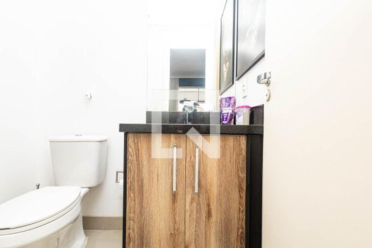 Banheiro de kitnet/studio à venda com 1 quarto, 40m² em Bela Vista, São Paulo