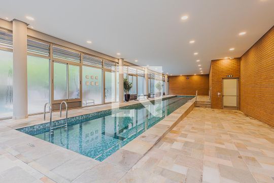 Piscina Coberta de apartamento à venda com 3 quartos, 270m² em Jardim Paulista, São Paulo