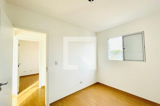 Quarto 2 de apartamento para alugar com 2 quartos, 51m² em Rio Cotia, Cotia