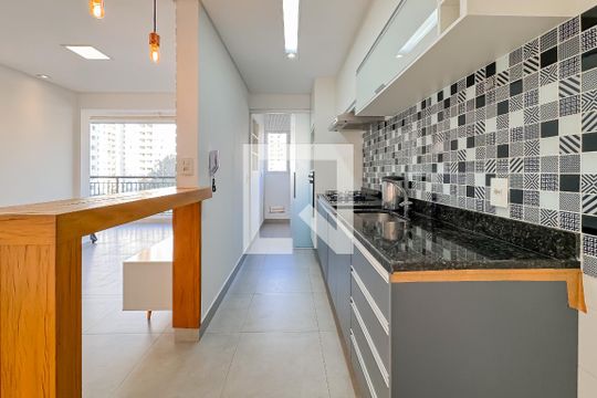Cozinha de apartamento à venda com 2 quartos, 67m² em Ipiranga, São Paulo