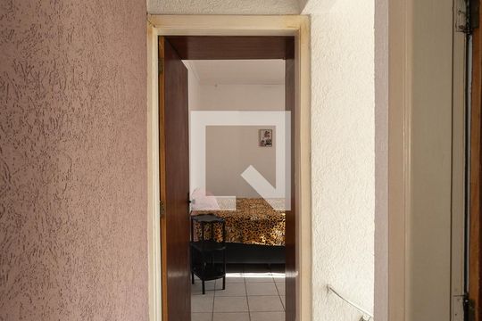 Corredor de casa à venda com 3 quartos, 127m² em Vila Nova Mazzei, São Paulo