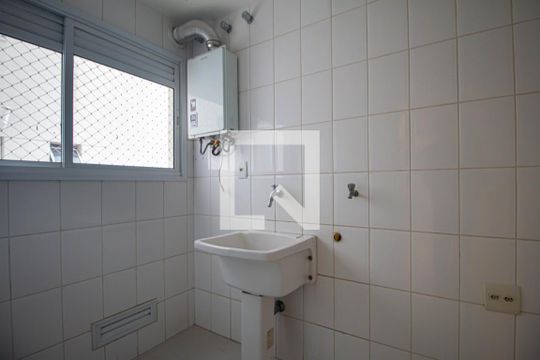 Área de Serviço de apartamento para alugar com 3 quartos, 160m² em Santo Amaro, São Paulo