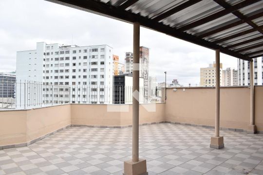 Terraço de kitnet/studio para alugar com 1 quarto, 20m² em Centro, Curitiba