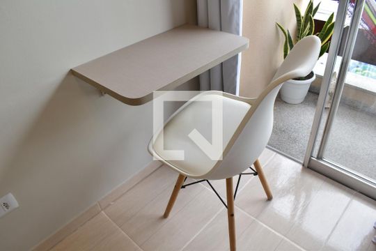 Studio de kitnet/studio para alugar com 1 quarto, 20m² em Centro, Curitiba