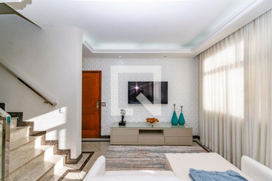 Sala 1 de apartamento à venda com 5 quartos, 282m² em Coração Eucarístico, Belo Horizonte